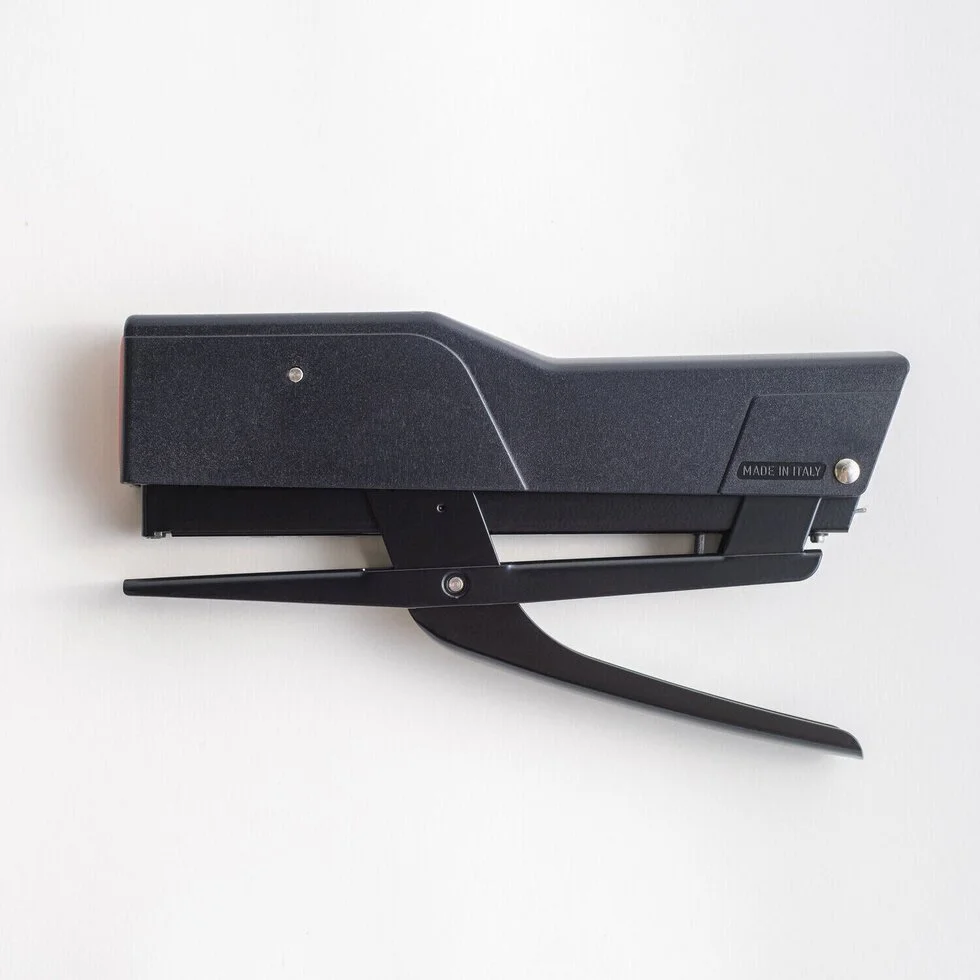 Zenith 591 Solid Color Staplers — The Gentleman Stationer